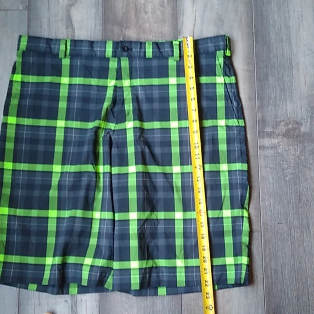 Men’s Nike Golf shorts plaid size 38 - Picture 6 of 11